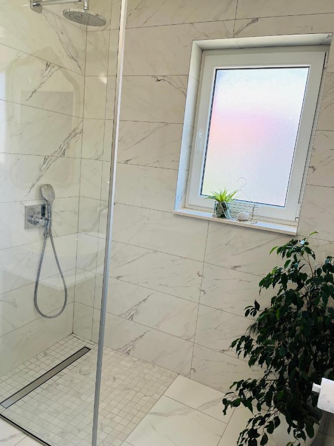 Kia Ora Apartment تروغير المظهر الخارجي الصورة