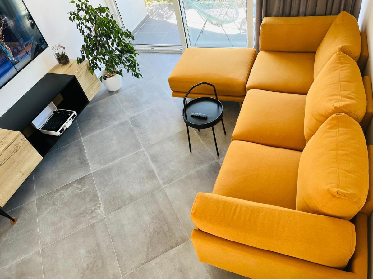 Kia Ora Apartment تروغير المظهر الخارجي الصورة