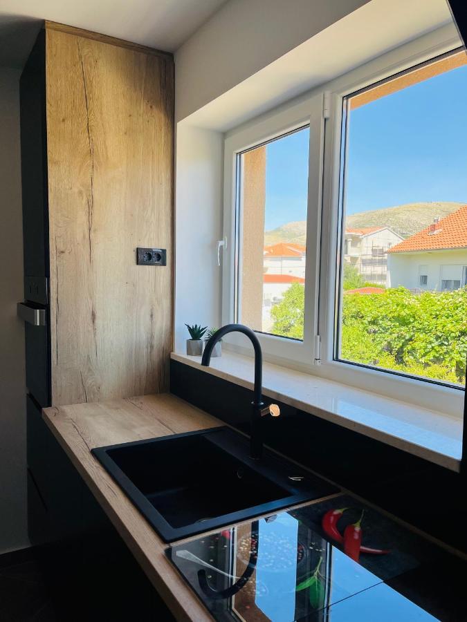 Kia Ora Apartment تروغير المظهر الخارجي الصورة