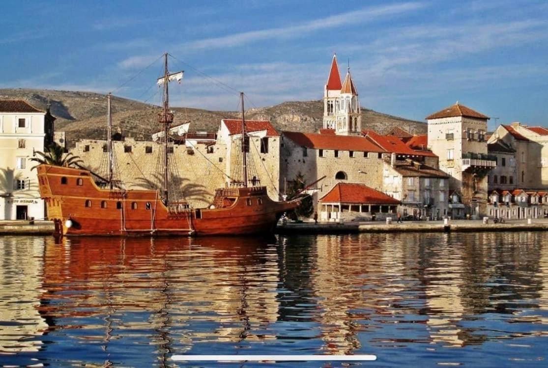 Kia Ora Apartment تروغير المظهر الخارجي الصورة