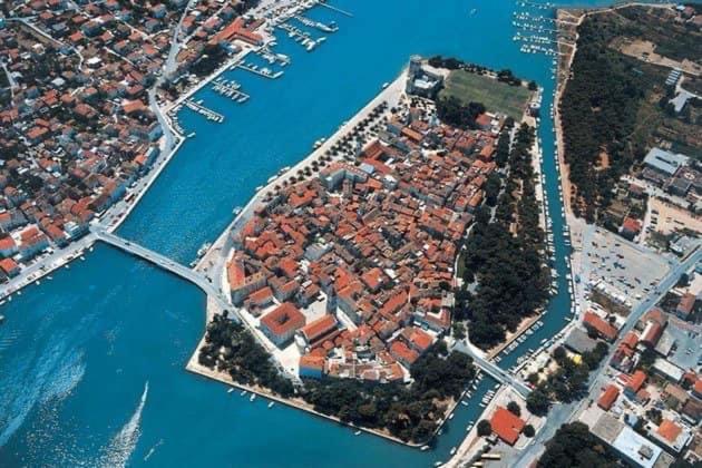 Kia Ora Apartment تروغير المظهر الخارجي الصورة